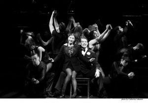 chicago-hayley-tamaddon-as-27roxie-hart27-and-john-partridge-as-27billy-flynn27-photo-by-catherine-ashmore-1